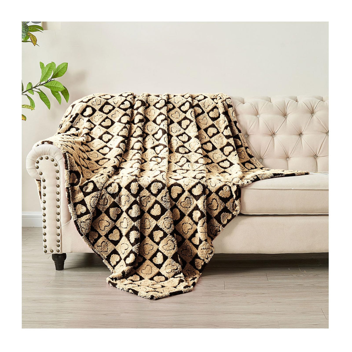 FY FIBER HOUSE Throw Blankets with Heart Checkered,Soft Warm Blankets for Lover Mom Father Gifts,Washable Lightweight Fuzzy Blanket for Couch Sofa Bed Office All Season(Black Brown,60"x80")