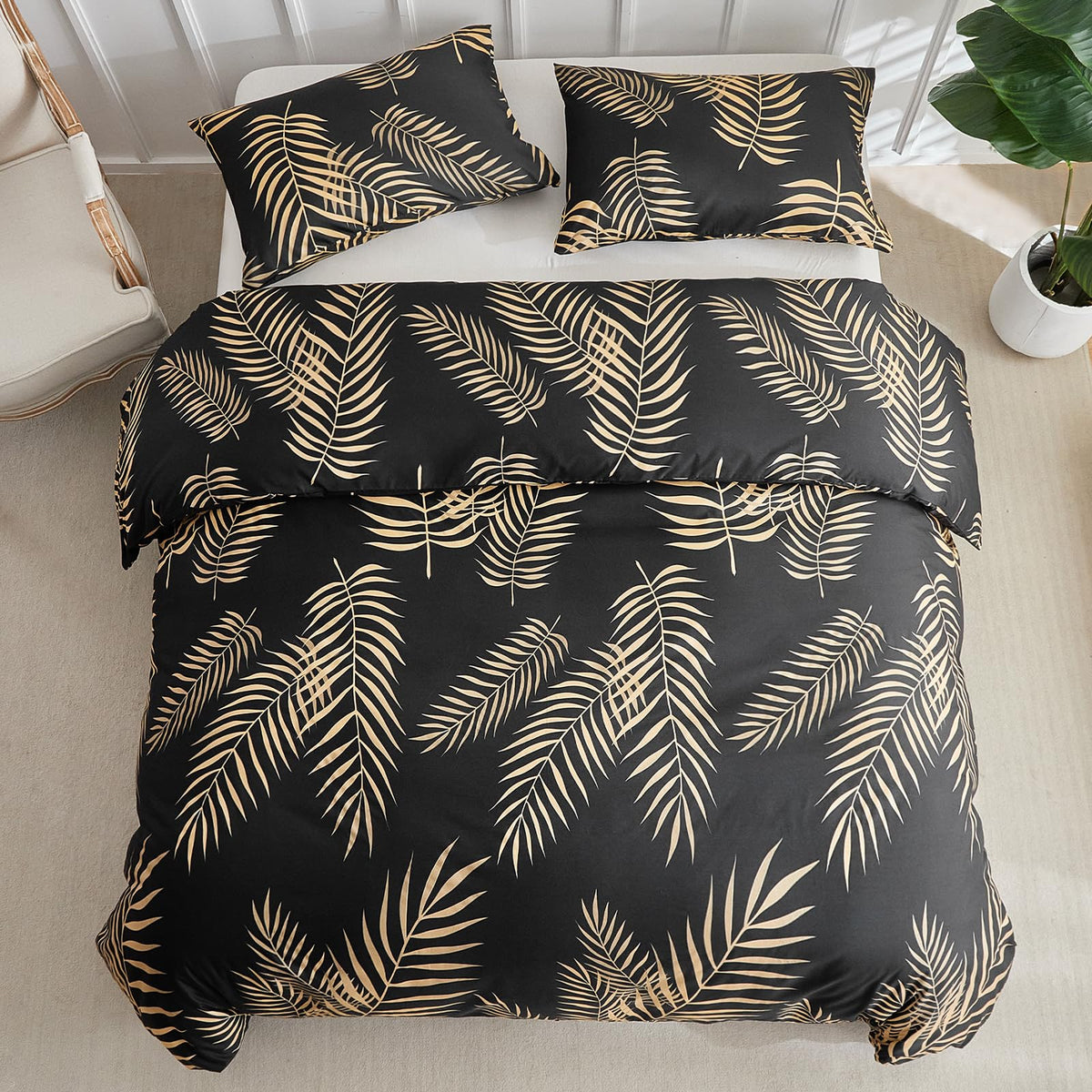 Lekesky King Duvet Cover Set, Black and Gold Tropical Palm Leaf Pattern Comforter Cover King Size, 3 Pieces Soft Microfiber Bedding Sets with Zipper & 2 Pillowcases, Comforter Not Included
