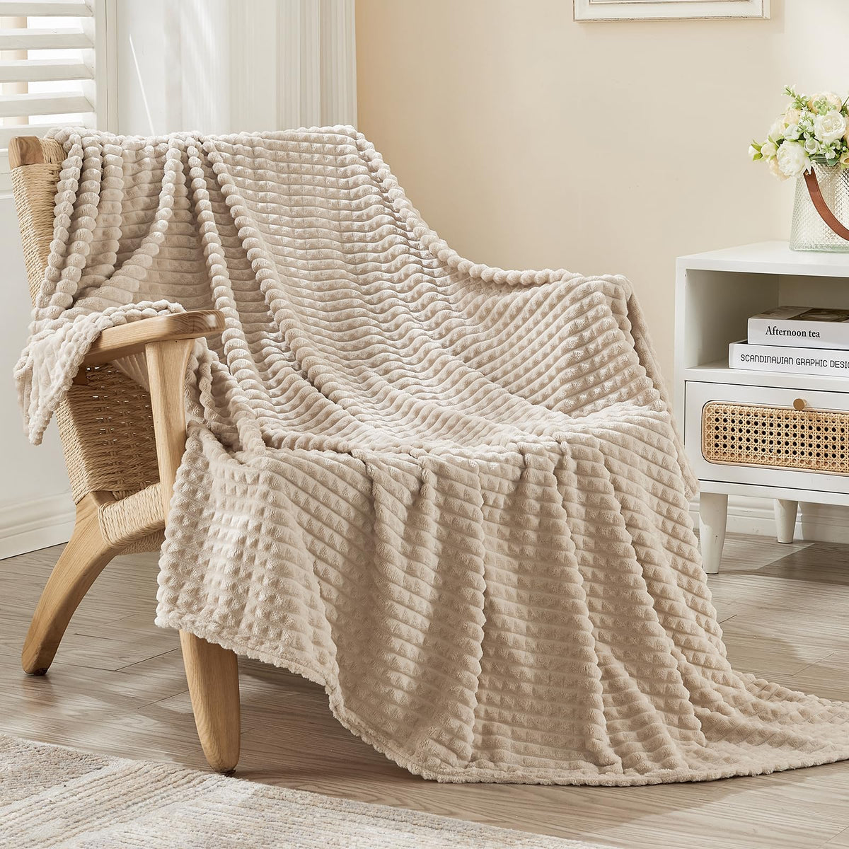 EMME Fleece Blanket, 3D Jacquard Throw Blanket for Couch and Bed, Soft Cozy and Fluffy Blankets Lightweight Luxury Flannel with Geometric Grid Design (Beige, 50'' x 60'')