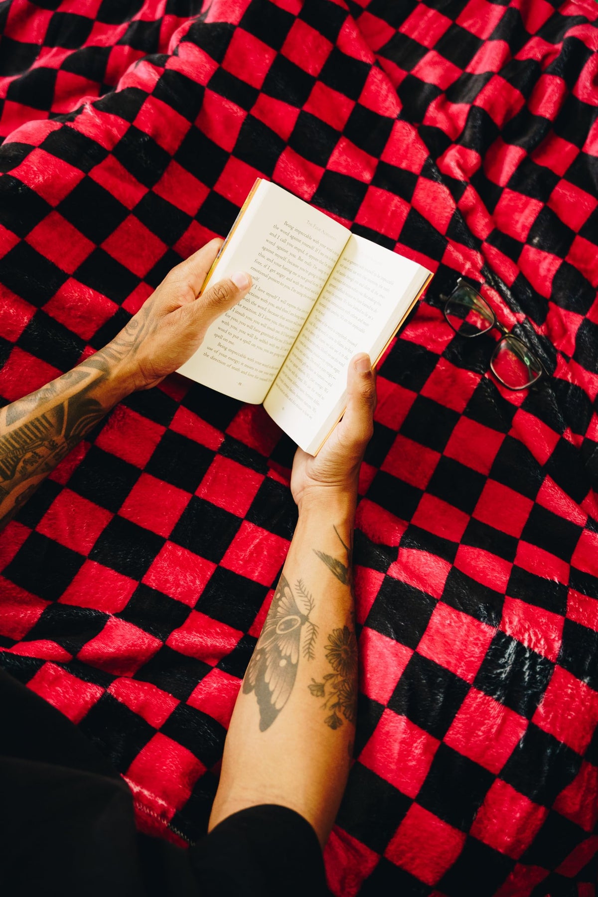 Checkered Fleece Blanket - Cozy Flannel Chessboard Lightweight - Super Soft Warm Throw Blanket - Decorative - Perfect for Camping Home Bed Couch Sofa - All Seassons (Red, 50''x60'')