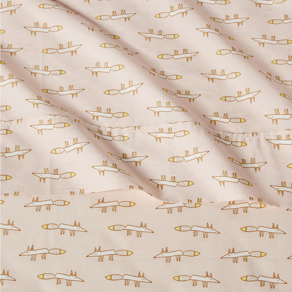 Amazon Basics 100% Organic Cotton Kids' Sheet Set with Pillowcase, Full Size, Pale Pink Fox