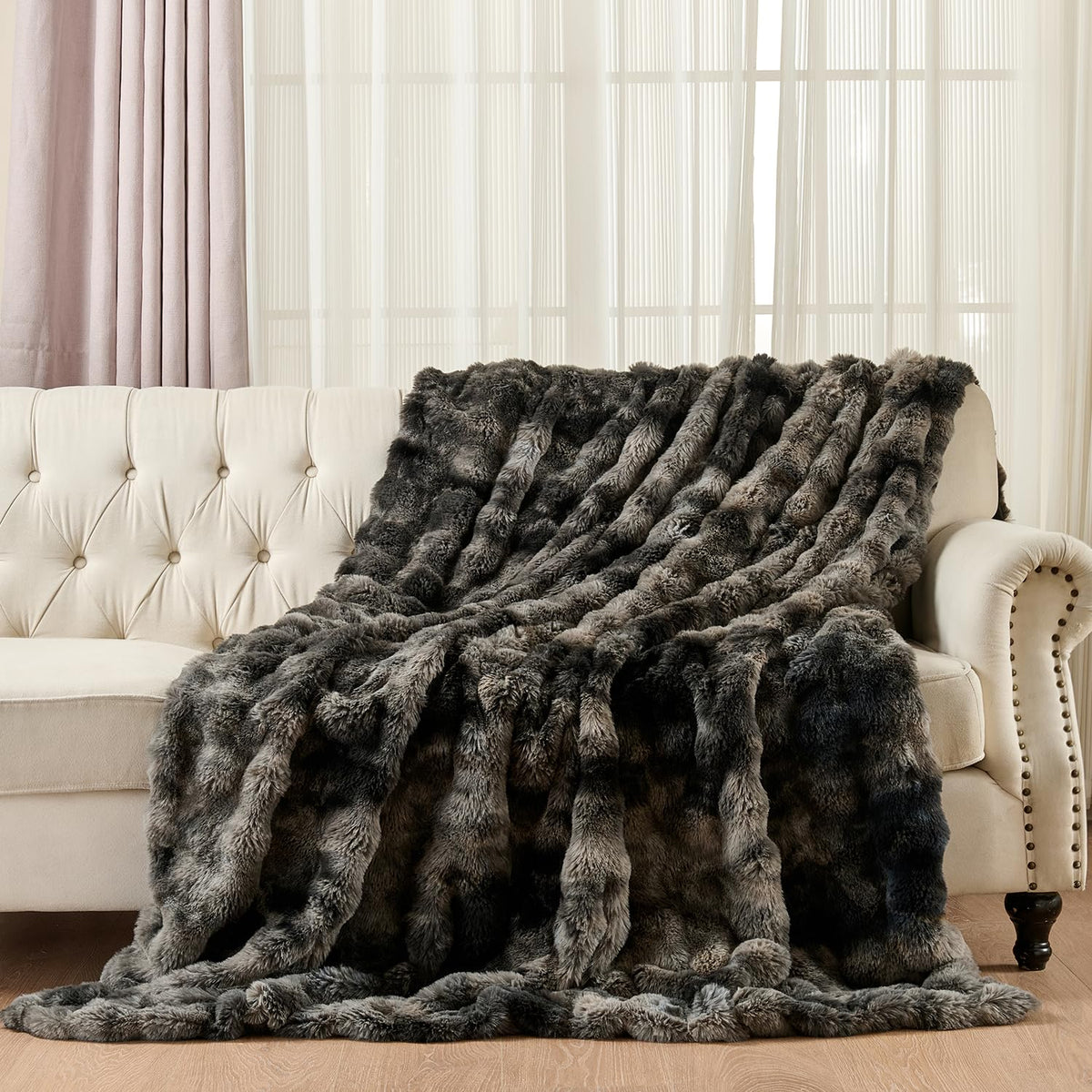 Wajade Fluffy Faux Fur Throw Blanket for Couch Bed Warm Cozy Blanket Luxury Soft Thick Fuzzy Plush Bubble Blanket for Sofa Chair Tie-dye Dark Grey 50x60