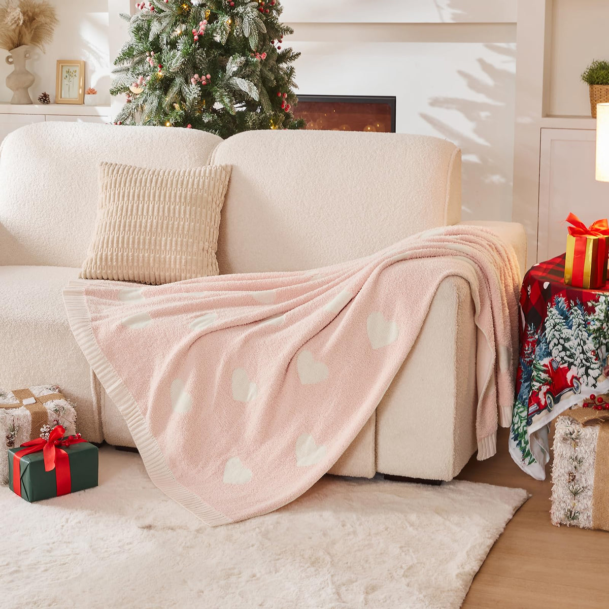 Douceur Love Heart Throw Blanket, Ultra Soft Pink Fluffy Valentine’s Day Blanket, Reversible Cozy Decorative Blanket for Bed Couch Sofa, Super Soft Indoor Living Room Plush Throws, 60"X80"
