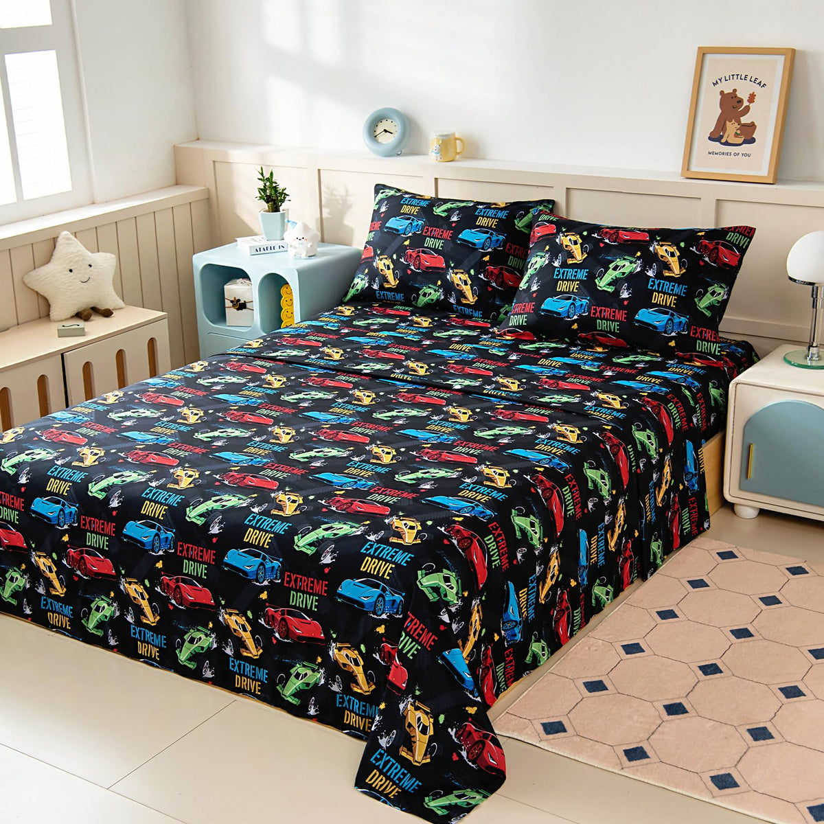 MCO Kids Full Size Bed Sheets, Soft Microfiber Full Size Sheets for Boy Girls, 4 Pieces Breathable Full Bed Sheet Race car Black