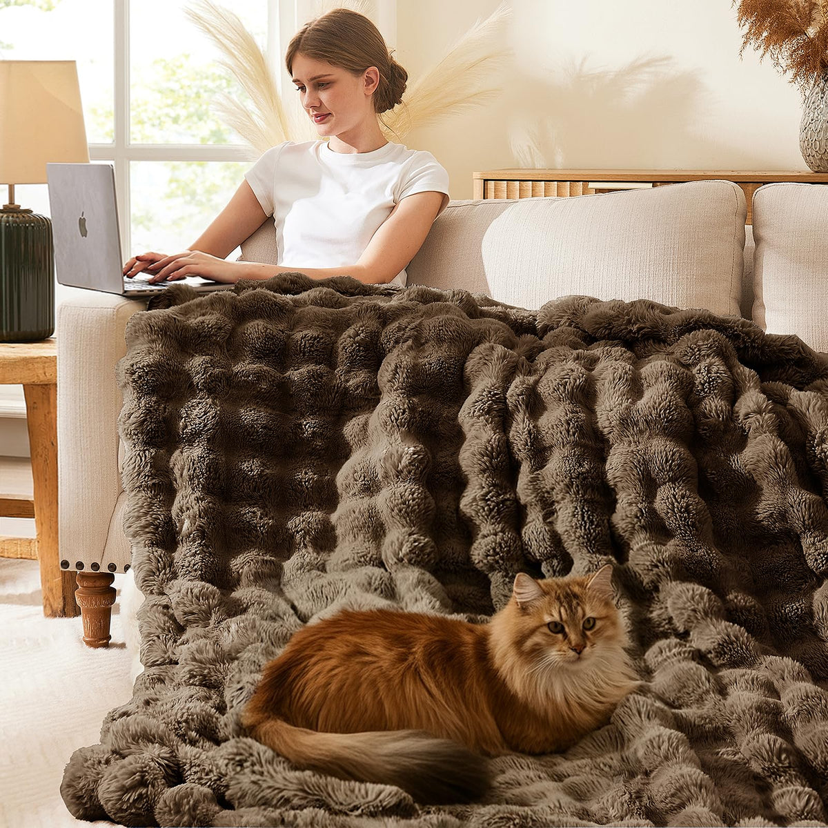 L'AGRATY Faux Rabbit Fur Blanket: 60" x 80" Twin Luxury Soft Fluffy Thick Fur Throw Blanket for Couch Bed Sofa - Cozy Plush Bubble Blankets for Winter: Flannel Fleece Decorative Blanket(Cocoa Brown)