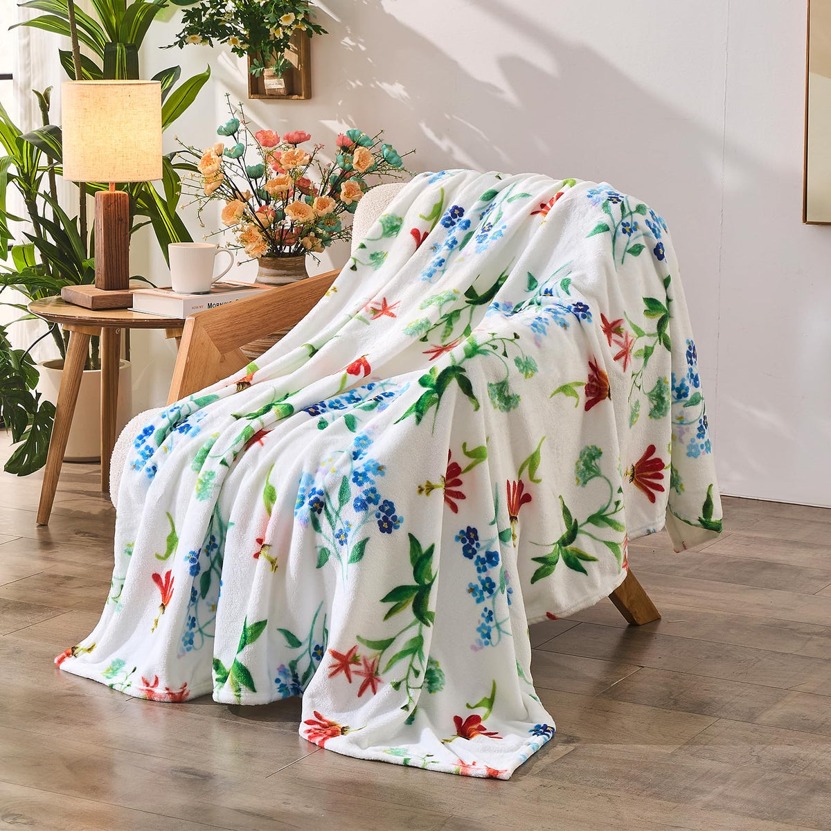 Jameswish Floral Throw Blanket Birthday Gift for Women Mom Girls Flowers Blanket Summer Wildflower Flannel Blanket Watercolor Printed Throw for Couch Sofa Bed Chair 50"x60"
