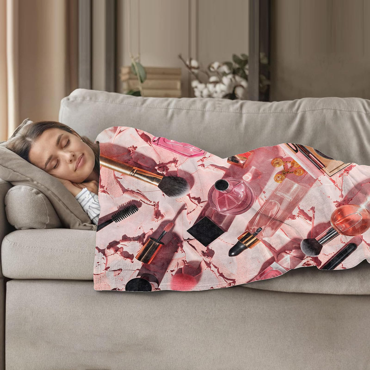 Plistiz Makeup Essentials Throw Blanket 50x60, Chic Beauty Products Design Blankets for Bedroom Decor, Soft Flannel Glamorous Gifts for Makeup Lovers and Women