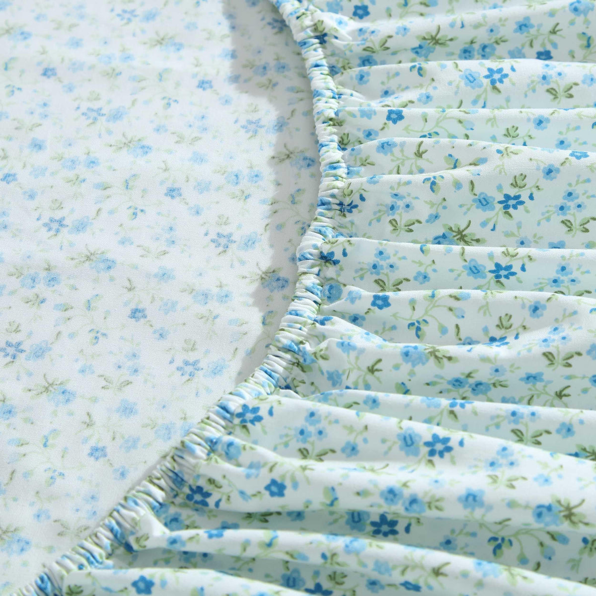 Laura Ashley – Twin Size Sheet Set, Crisp & Lightweight Cotton Percale Bedding with Fitted Sheet and Pillowcase, Floral Room Decor, Deep Pocket, College Dorm Room Essentials (Evie Blue)