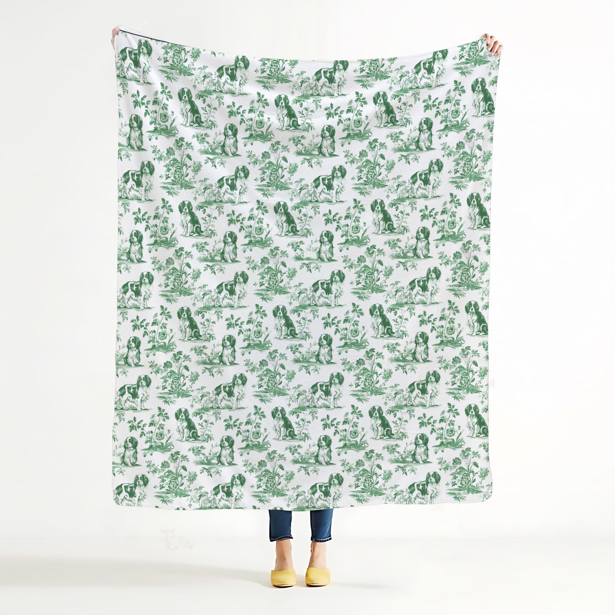 BUJSP Sage Green Chinoiserie Cavalier King Charles Spaniel Blanket, Springer Spaniel GOG Gifts,Green and White French Country Toile Dog Throw Blanket for Home Bedroom Couch Bed Decor, 50x60 Inches