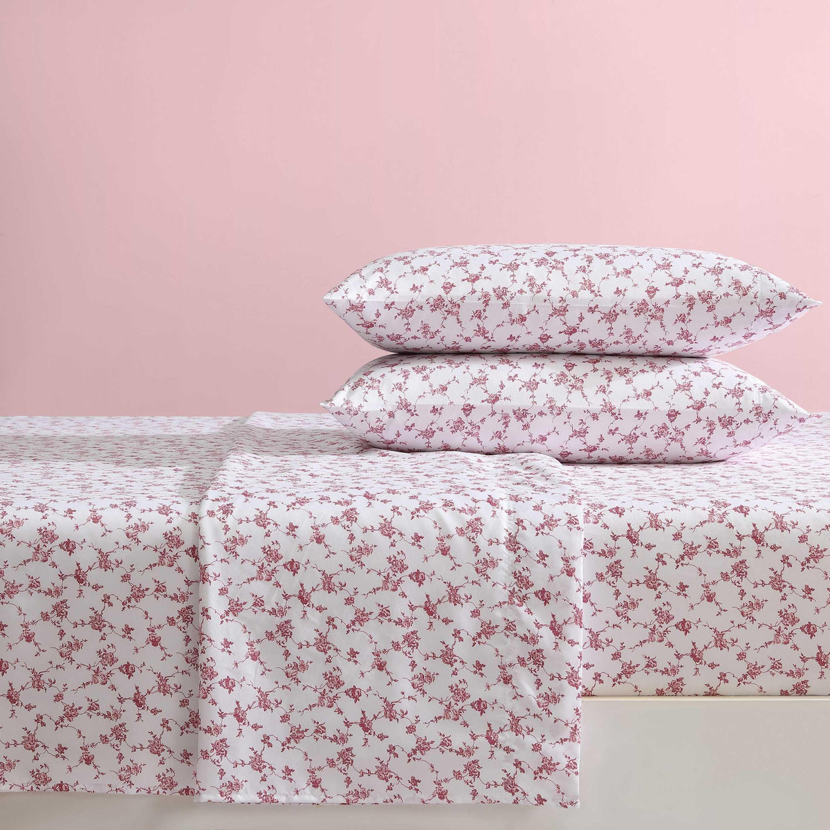 Betsey Johnson - Queen Bed Sheets, Soft & Lightweight Bedding, Fade & Wrinkle Resistant (Floral Toile Pink, Queen)