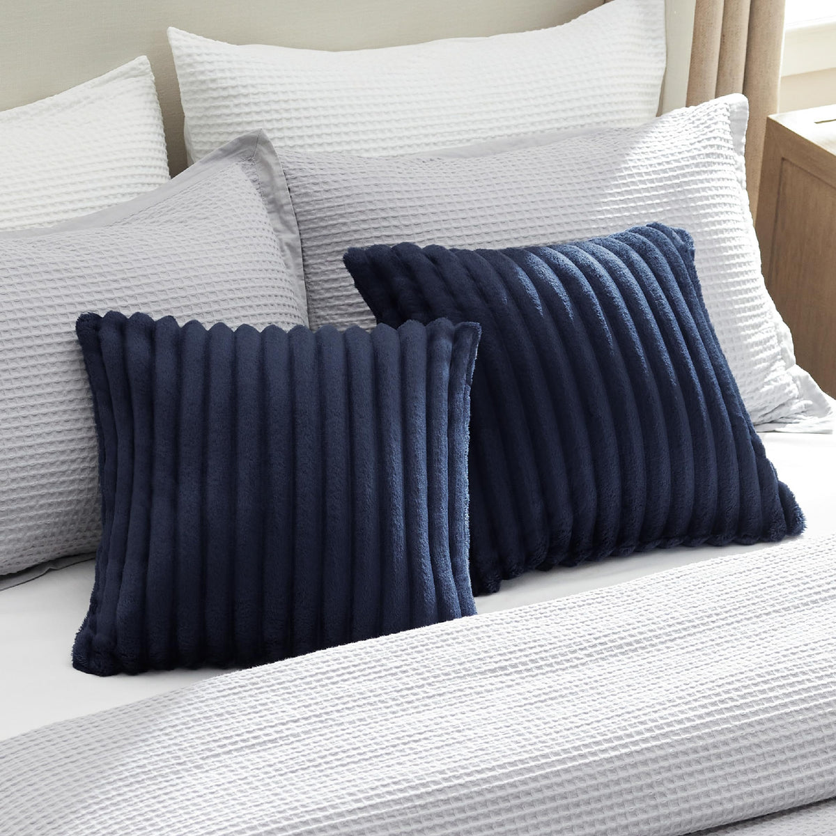 Bedsure Navy Blue Fleece Blanket & Throw Pillow Covers Navy Blue