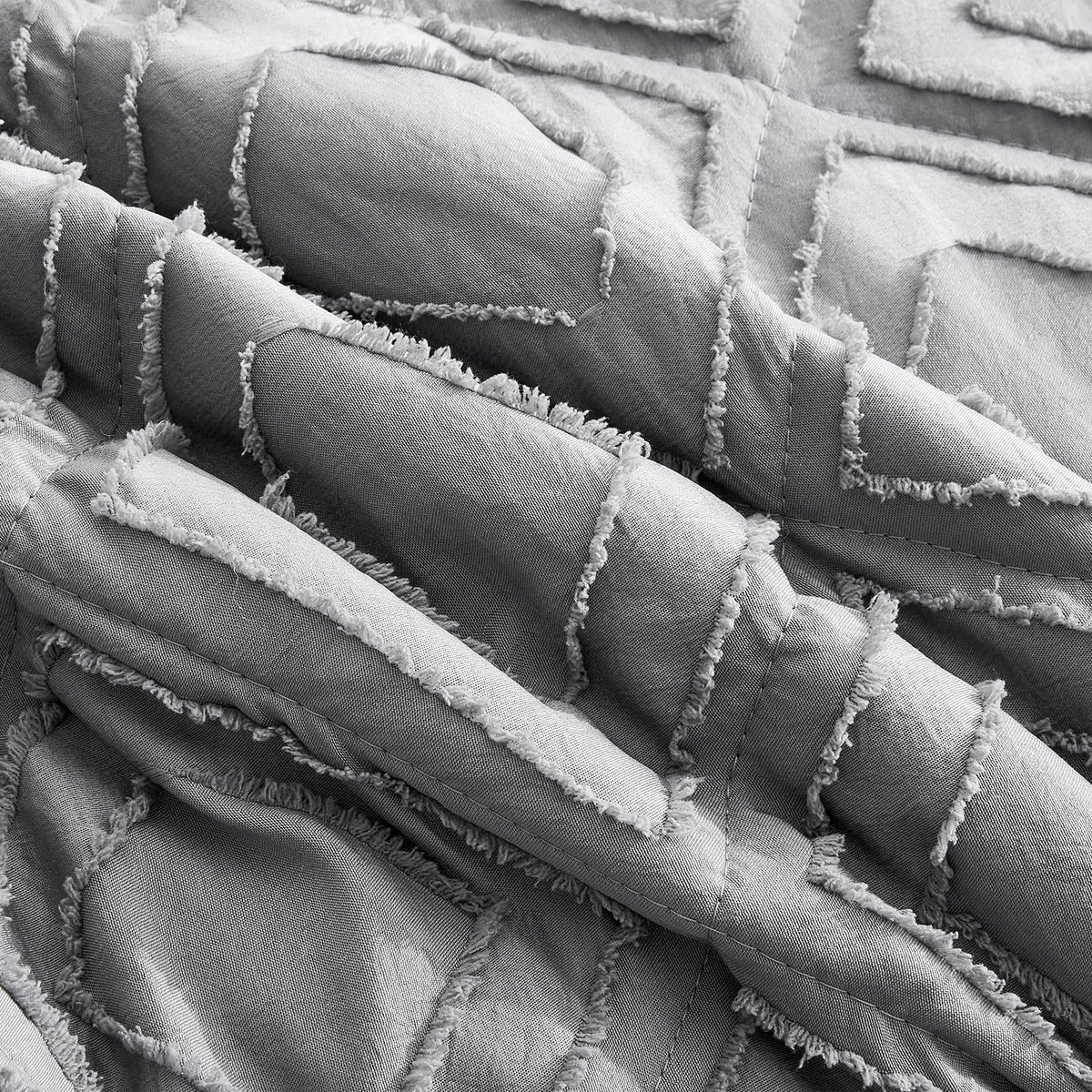 Blythease Oversized King Bedspread, Clipped Jacquard Diamond Quilt Set King/Cal King, Lightweight Tufted Reversible Coverlet, Scalloped Edge - Shabby Chic Boho Look, 3 Piece, Grey