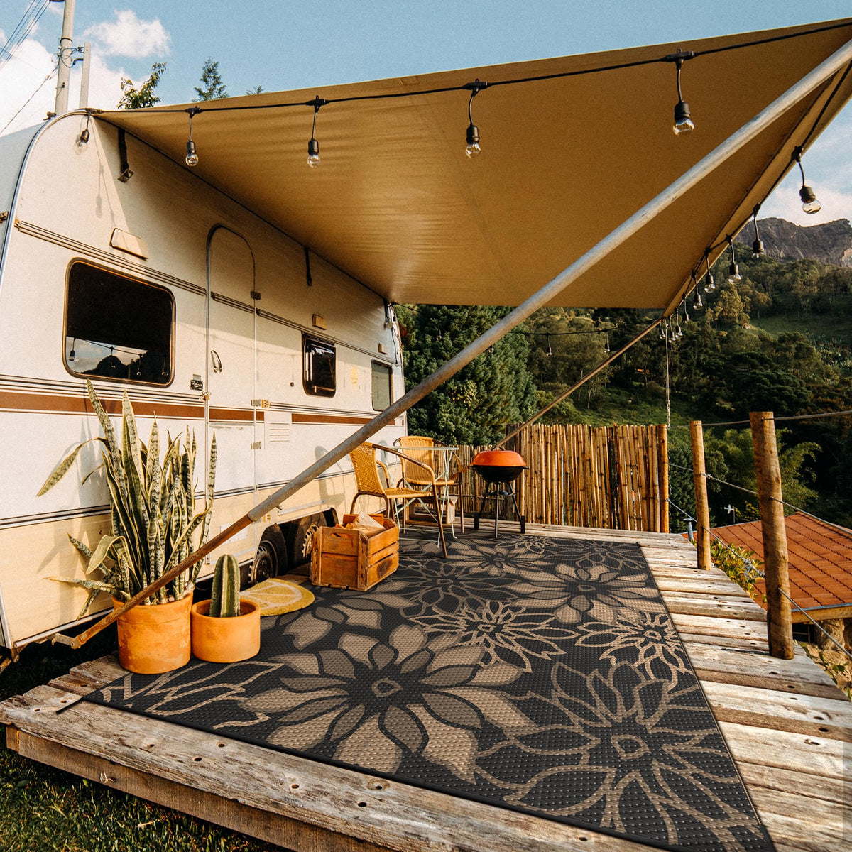 GENIMO Outdoor Rug Waterproof for Patio Decor, 10' x 20' Reversible Plastic Straw Floral Camping Carpet, Large Area Rugs Mats for RV, Camper, Deck, Balcony, Porch, Beach, Picnic, Black & Brown