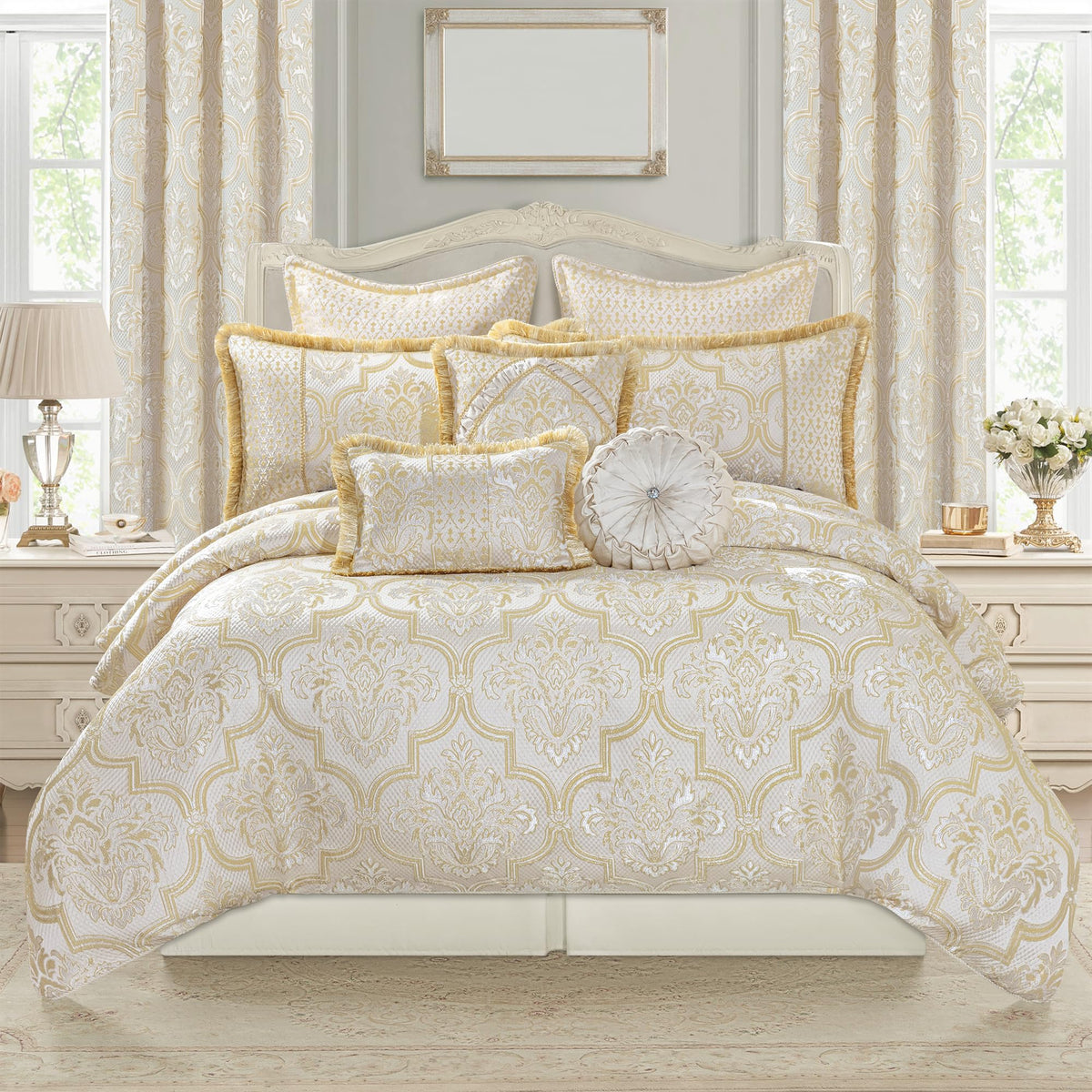 Loom and Mill 9-Piece Comforter Bed in a Bag, Elegant Damask Floral Comforter Sets King Size, All Season Jacquard Bedding Sets with Bed Skirt, Euro Shams and Decorative Pillows(Beige Gold, King)