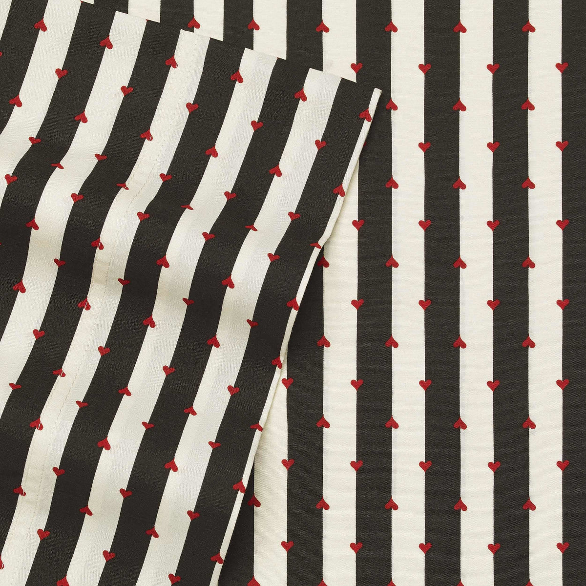 Betsey Johnson - Queen Bed Sheets, Soft & Lightweight Bedding, Fade & Wrinkle Resistant (Wonderland Stripe, Queen)