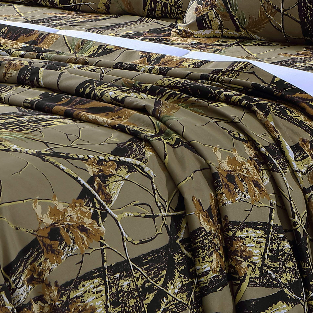 Chezmoi Collection Salem 4-Piece Cabin Lodge Forest Woods Sheet Set - Nature Camo Tree Leaves Printed Soft Microfiber Sheets - King, Natural