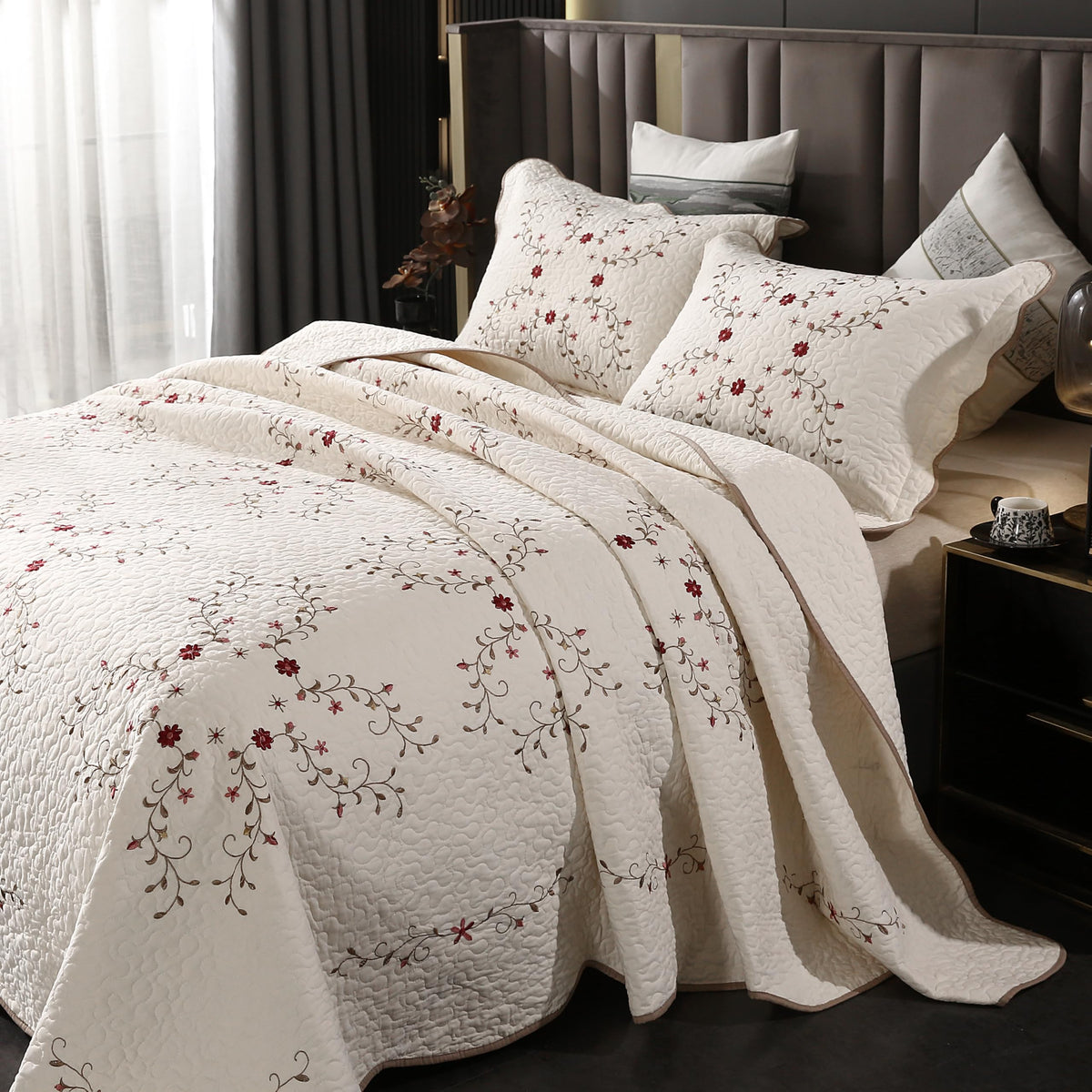 Quilt Set Floral Leaves 3D Embroidery Pattern 3 PCS Cotton Reversible Quilted Embroidered Decorative Bedspreads Coverlet Set, Lightweight &Soft Queen Size Beige Bedding Coverlet for All Season