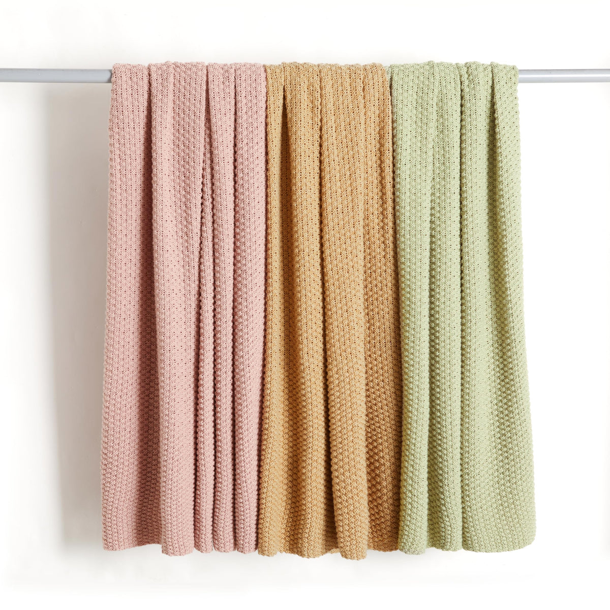 Amazon Basics Chunky Cable Knit Throw Blanket for Couch, Sofa, Bed, Lightweight Soft Cozy, 50" x 60", Dusty Rose