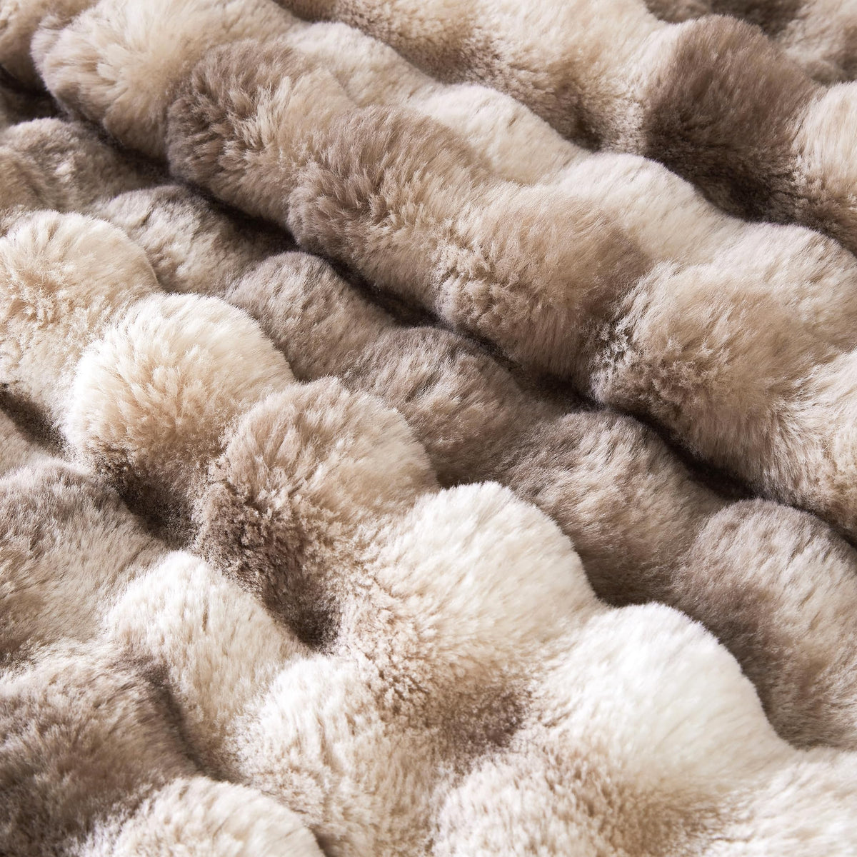 Serenhom 50x60 Inches Ultra-Soft Fuzzy Faux Fur Plush Throw Blanket - Thick, Warm Sherpa for Couch, Sofa, Bedroom, Camping - Decorative Blanket for Cozy Warmth, Bubble Brown Tie Dye