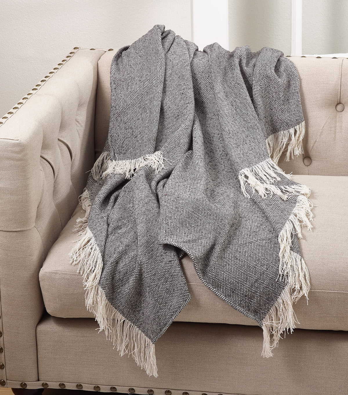 SARO LIFESTYLE Herringbone Pattern Fringe Hem Lightweight Throw Blanket, Grey, 50" x 60", (TH542.GY5060)