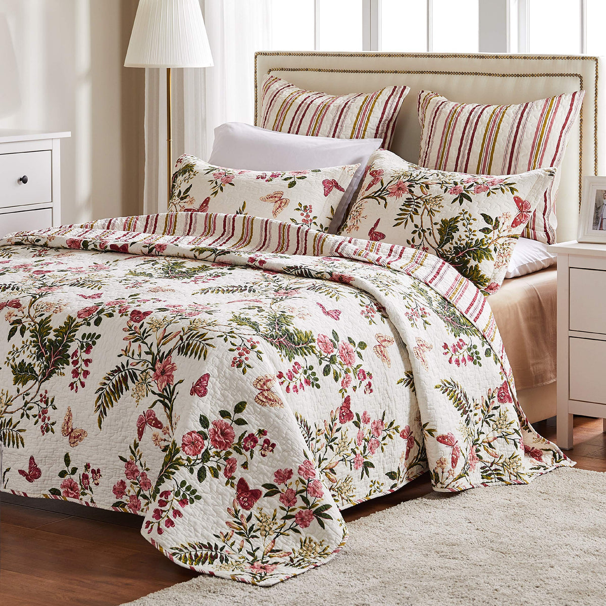 Greenland Home 100% Cotton Fashion Quilt Collection, Prewashed, Reversible Quilt Set, 3-Piece King/Cal King, Butterflies