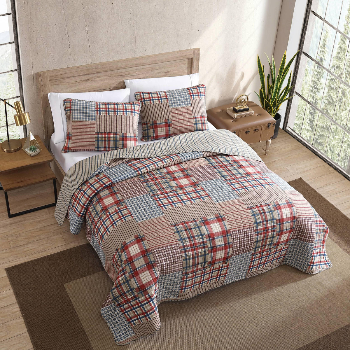 Eddie Bauer - King Quilt Set, Reversible Cotton Bedding with Matching Shams, Luxurious Bedding Set (Hawthorne Brown, King)